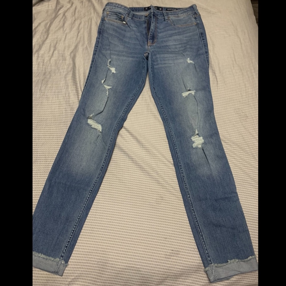 Hollister Jeans